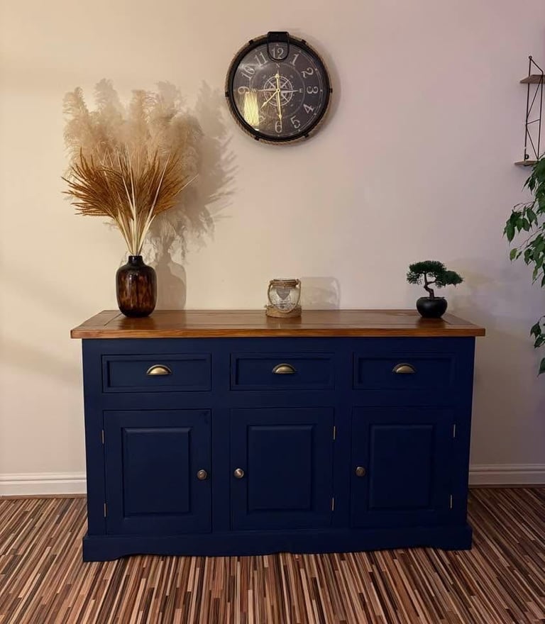 Pine sideboard 
