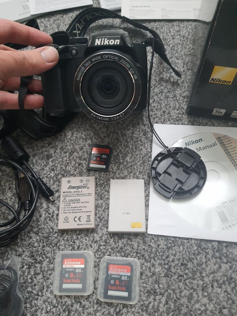 Nikon Coolpix P500