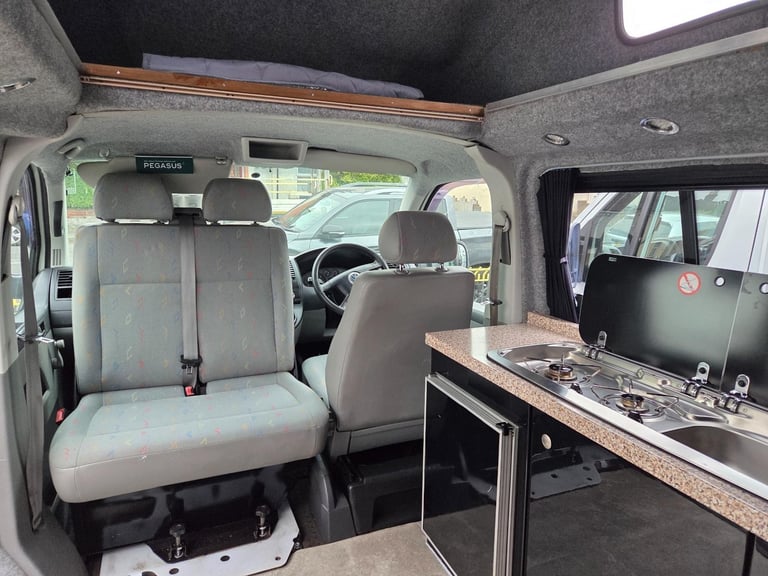 Volkswagen Transporter High Top Camper Van DIESEL MANUAL 2004/04