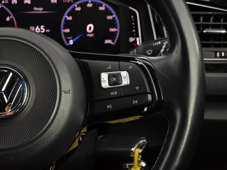 2019 Volkswagen T-Roc 2.0 TSI R SUV 5dr Petrol DSG 4Motion Euro 6 (s/s) (300 ps) HATCHBACK Petrol...