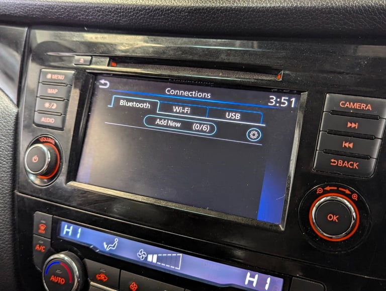 2020 Nissan Qashqai 1.3 DiG-T 160 Acenta Premium 5dr**ONE OWNER FROM NEW**