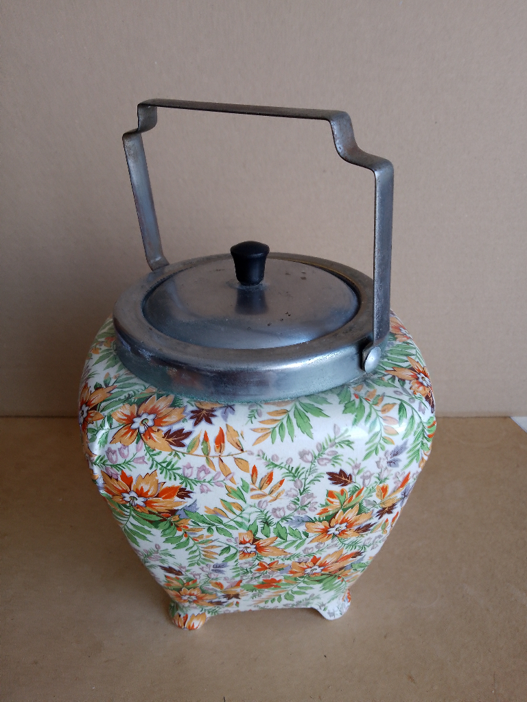 Antique Midwinter Biscuit Barrel in floral pattern. Good condition.  £14