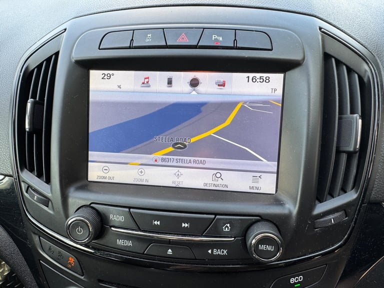 2016 Vauxhall Insignia 2.0 CDTi ecoFLEX Tech Line Euro 6 (s/s) 5dr HATCHBACK Diesel Manual