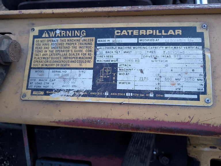 Caterpillar CAT v40d 2 ton diesel container forklift no VAT