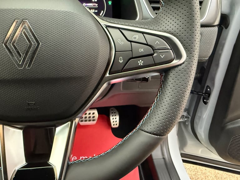 2025 Renault Captur 1.8 E-Tech Full Hybrid 160 Esprit Alpine 5dr Auto HATCHBACK PETROL/ELECTRIC A...