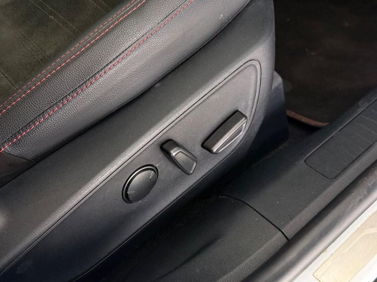 2024 Ford Kuga 2.5 PHEV ST-Line X Edition 5dr CVT HATCHBACK PETROL/ELECTRIC Automatic