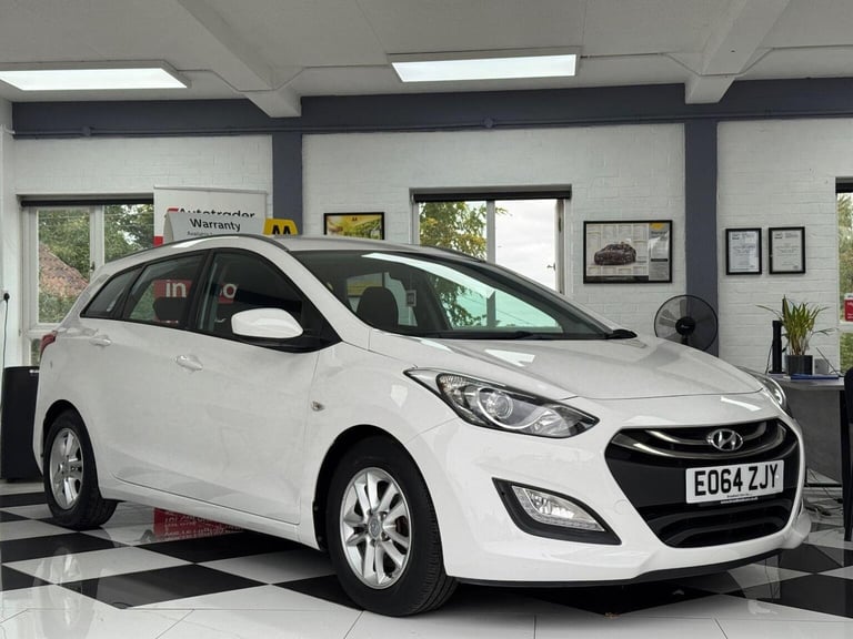image for HYUNDAI I30 1.6 CRDi Blue Drive Active Tourer Euro 5 (s/s) 5dr 2014