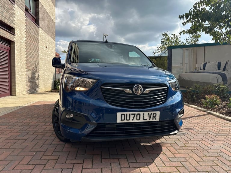 2020 Vauxhall Combo Life 1.5 Turbo D BlueInjection Energy Auto Euro 6 (s/s) 5dr MPV Diesel Automatic