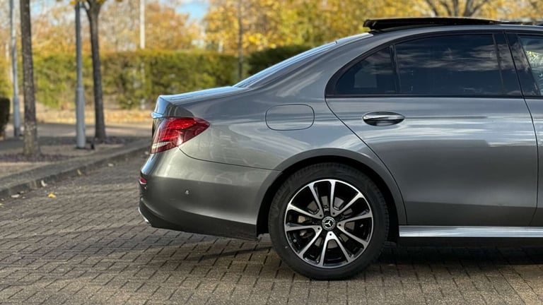 2019 Mercedes-Benz E Class 2.0 E 220 D AMG Line Auto 4dr Saloon Diesel Automatic