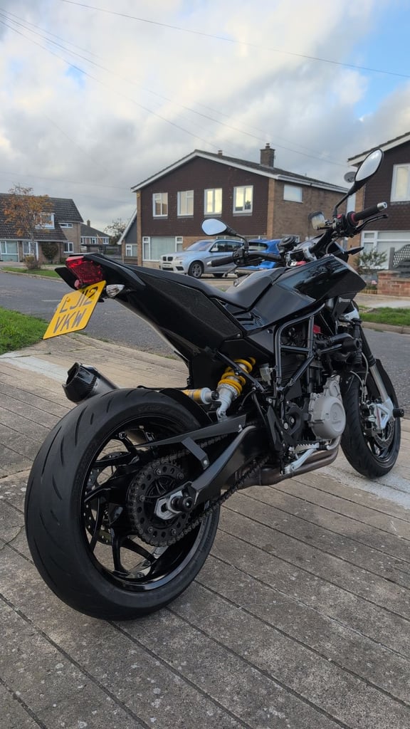 Husqvarna nuda 900 r