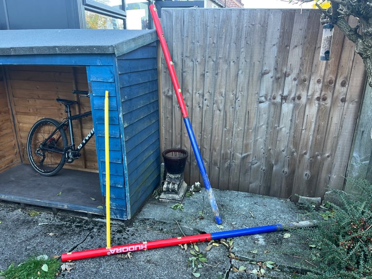 Kids outdoor gymnastics bar