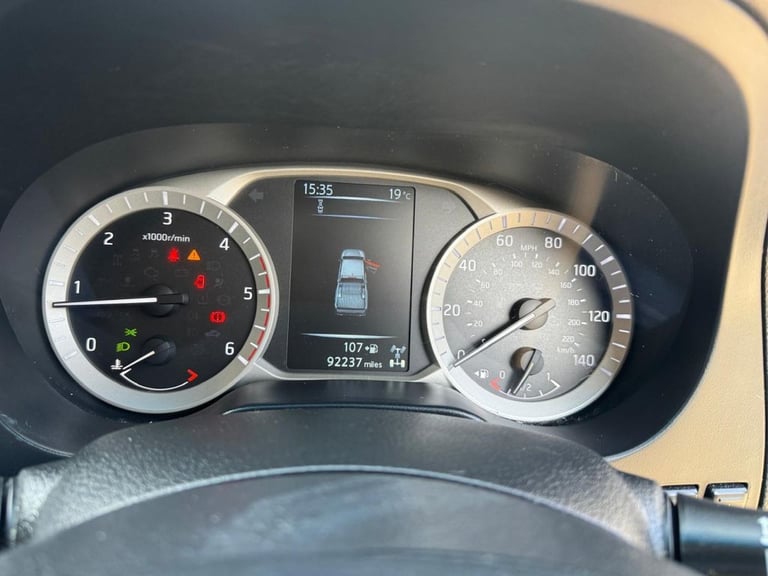 2018 Nissan Navara Double Cab Pick Up Tekna 2.3dCi 190 4WD PICK UP DIESEL Manual