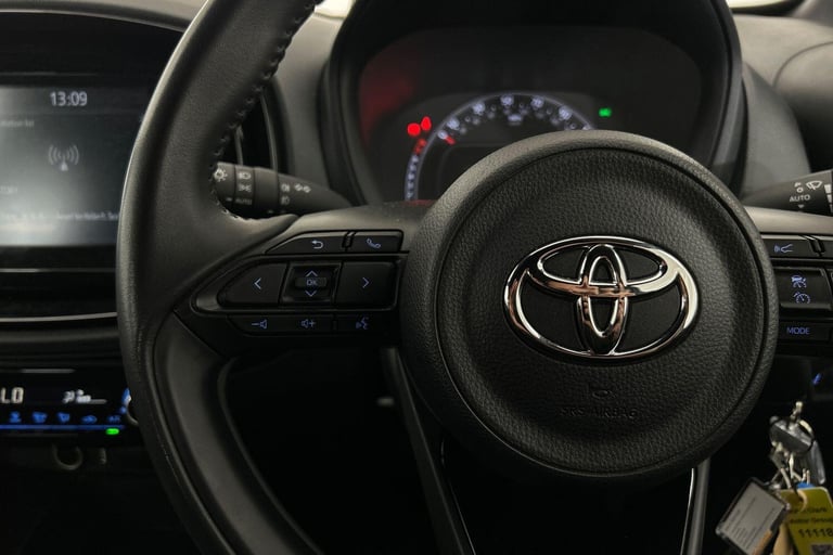 2023 Toyota Aygo X 1.0 VVT-i Edge Hatchback 5dr Petrol Manual Euro 6 (s/s) (72 ps) HATCHBACK Petr...