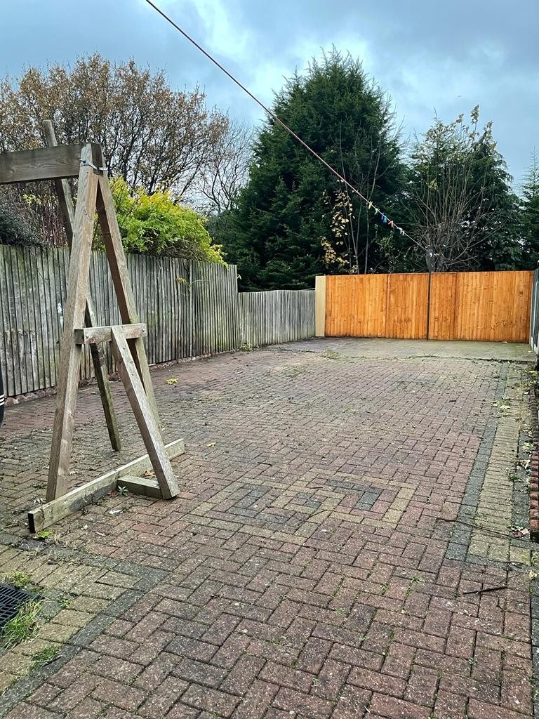 ***ROOM TO RENT***DOUBLE ROOM in CITY ROAD B16***ALL DSS ACCEPTED***
