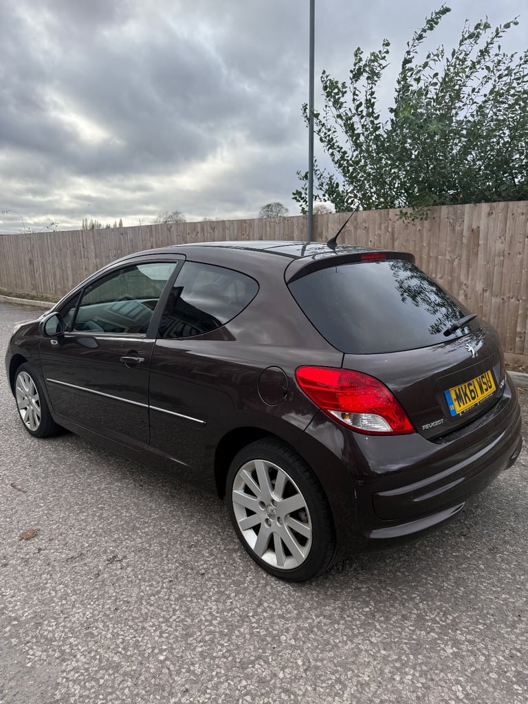 image for Peugeot, 207, Hatchback, 2011, Manual, 1598 (cc), 3 doors