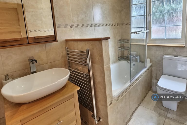 2 bedroom house in Furness Road, Morden, SM4 (2 bed) (#2667638)