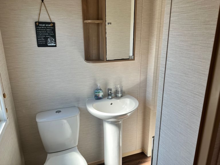 Marton Mere Blackpool 20th mon -Fri £225
