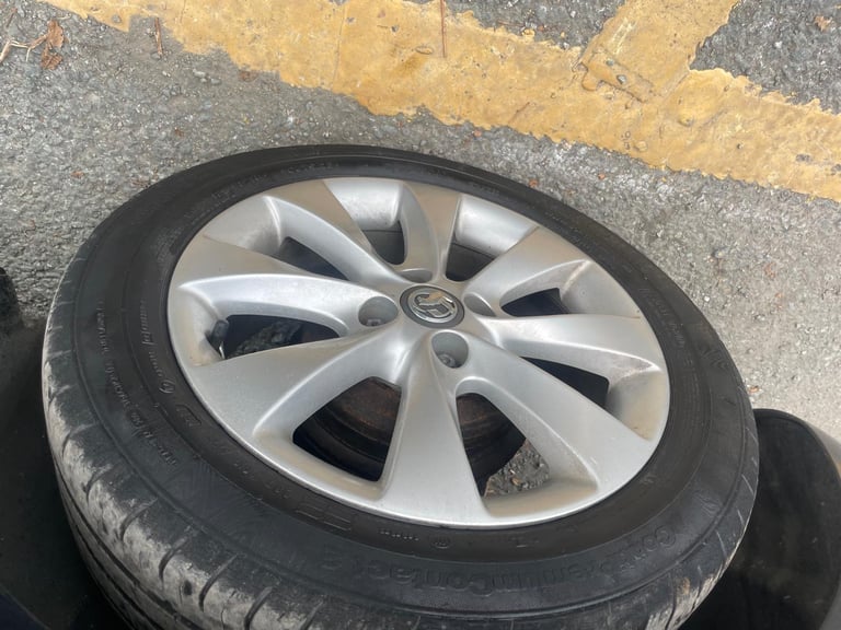 VAUXHALL CORSA 1.2 VVT ACTIVE 62 REG BLACK 3 DOOR MOT FEBRUARY 18TH 2026 SERVICE HISTORY 50+MPG