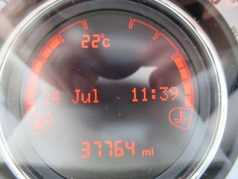 2017 67 FIAT 500 1.2 LOUNGE HATCHBACK 3DR PETROL MANUAL EURO 6 (S/S) (69 BHP)