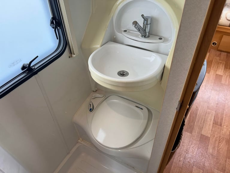 2009 ELDDIS AUTOQUEST 120 2 BERTH END LOUNGE MOTORHOME WITH ONLY 41K MILES ANDERSON MOTORHOME SALES