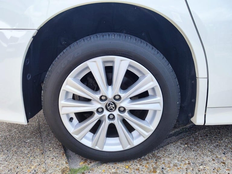 2023 Toyota Vellfire 3.5 V6 ENGINE PETROL Automatic