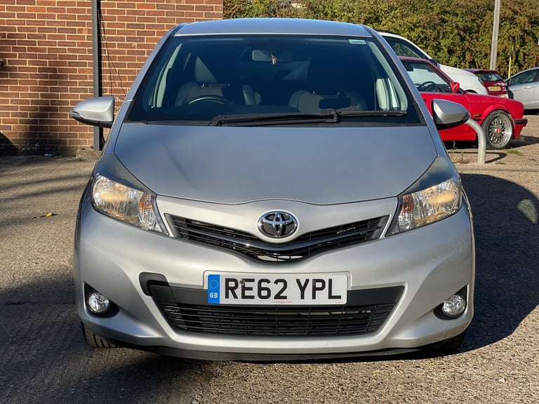 TOYOTA YARIS 1.3 Dual VVT-i Trend 2012