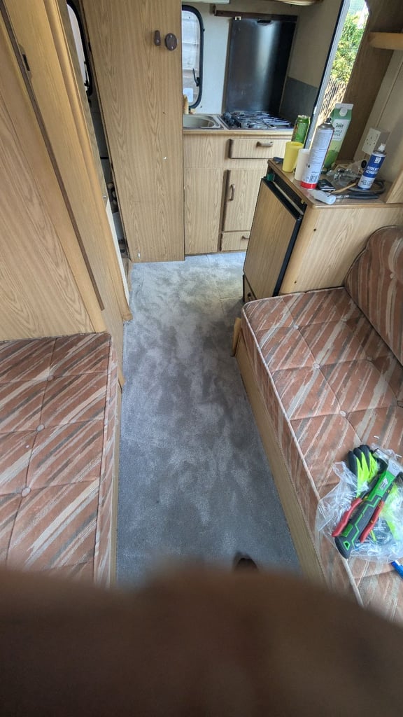 2 birth vintage caravan 
