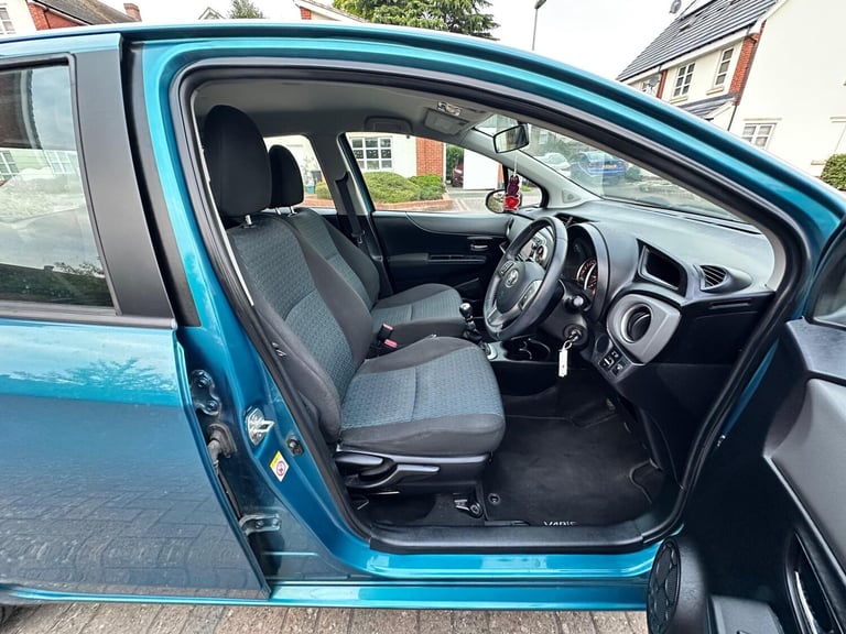 2013 Toyota Yaris 1.33 Dual VVT-i TR Euro 5 5dr HATCHBACK Petrol Manual