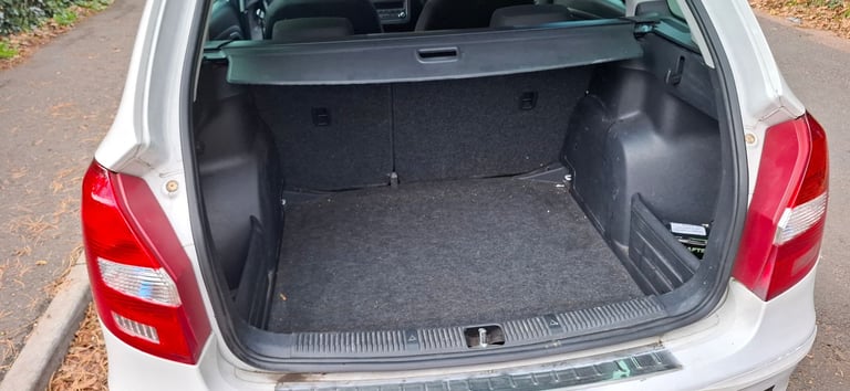 Skoda, FABIA, Estate, 2012, Manual, 1.6 TDi