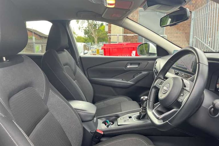 2022 Nissan Qashqai 1.3 DIG-T MH N-CONNECTA 5DR Hatchback Petrol Manual