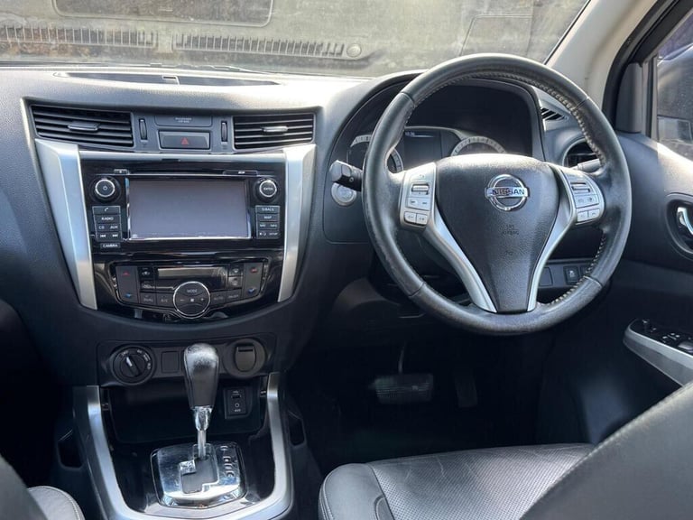 2016 Nissan Navara 2.3 dCi Tekna Auto 4WD Euro 5 4dr PICK UP Diesel Automatic