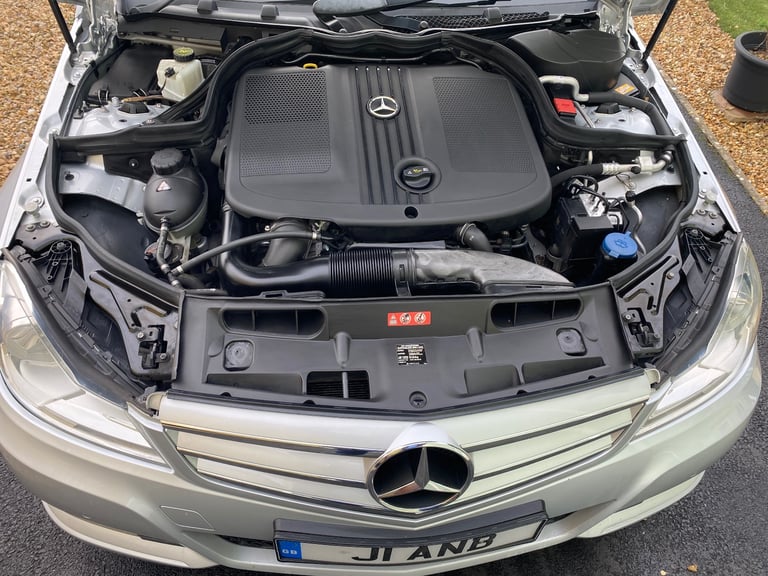 Mercedes-Benz, C CLASS, Saloon, 2013, Semi-Auto, 2143 (cc), 4 doors