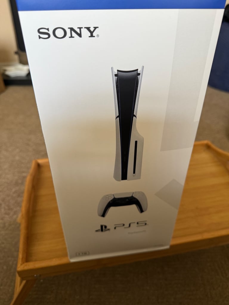 PS 5 plus 2 games