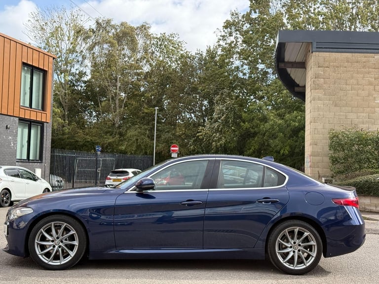 2017 Alfa Romeo Giulia 2.2 TD Super Auto Euro 6 (s/s) 4dr SALOON Diesel Automatic