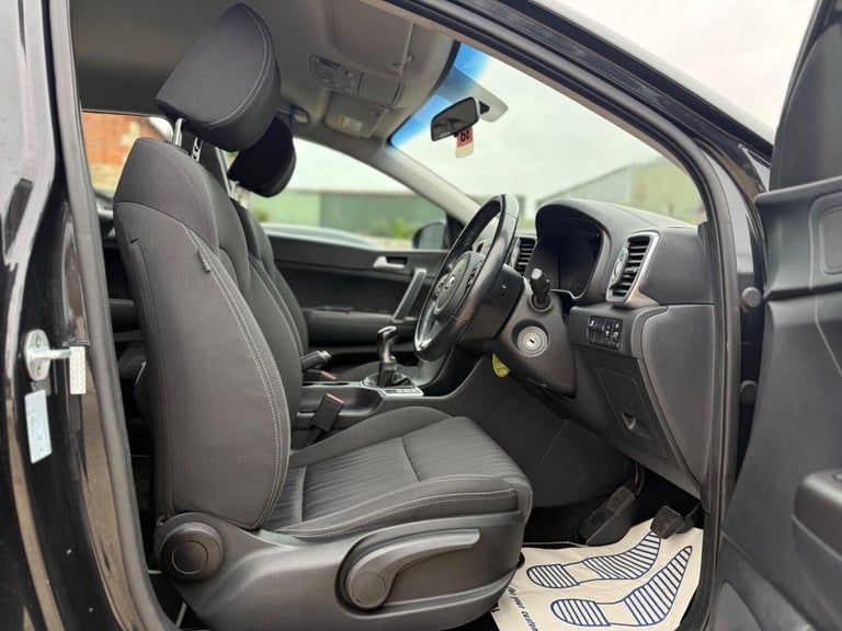 2017 Kia Sportage 1.7 CRDi 1 Euro 6 (s/s) 5dr ESTATE Diesel Manual