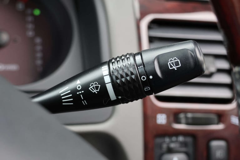 1995 Mitsubishi Shogun 3.5 V6 GDI GLS 3dr Auto ESTATE PETROL Automatic