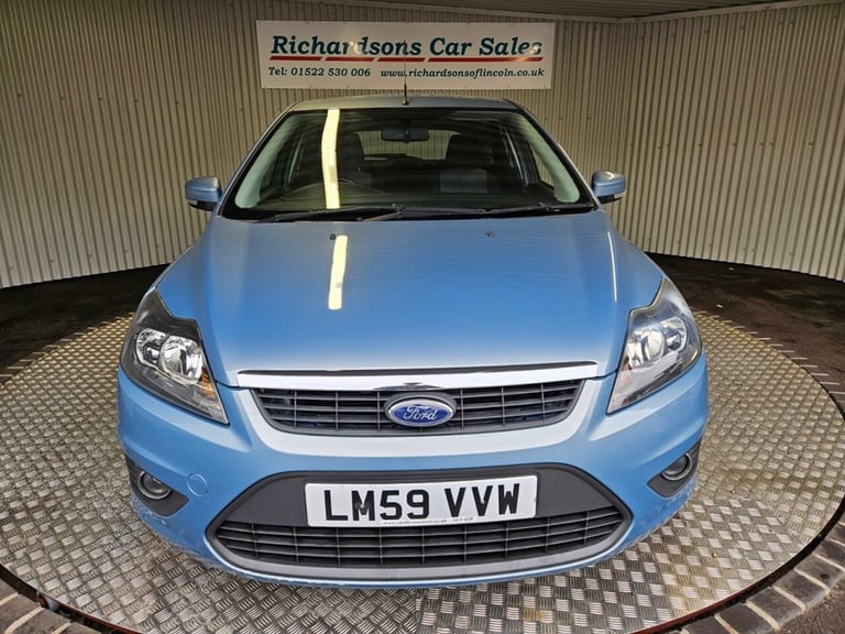 2009 Ford Focus 1.6 Zetec Hatchback 5dr Petrol Manual (161 g/km, 99 bhp) Hatchback Petrol Manual