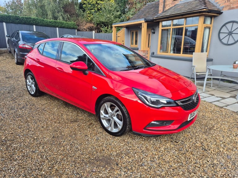 image for 2017 Vauxhall Astra 1.4i Turbo SRi Hatchback 5dr Petrol Manual Euro 6 (150 ps)