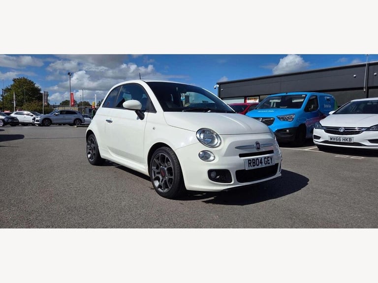 FIAT 500 1.2 S 3 2013 SPORT MODEL PETROL ULEZ 16" ALLOYS LEATHER SPORTS TRIM