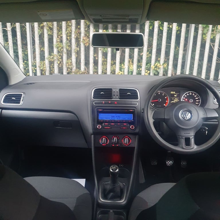 Volkswagen, POLO, Hatchback, 2010, Manual, 1198 (cc), 5 doors