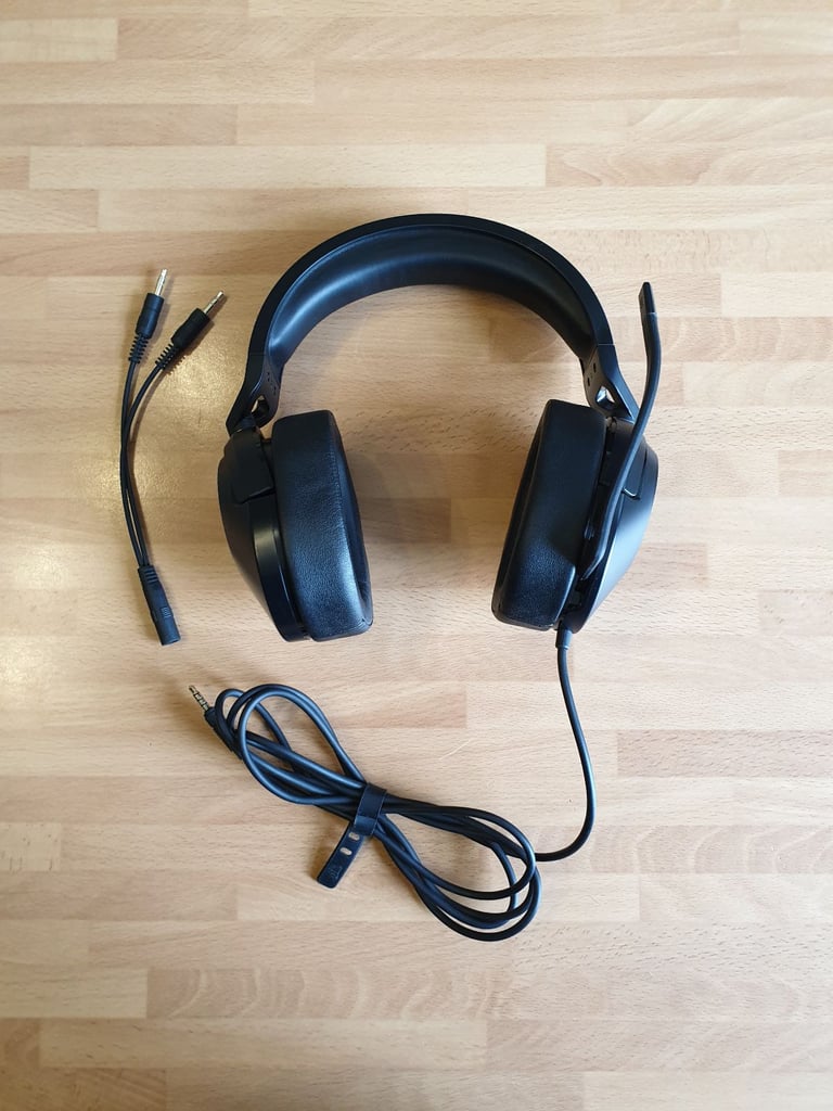 Cosair HS55 Gaming Headset