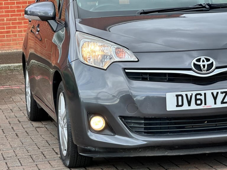 2011 Toyota Verso 1.33 Dual VVT-i T Spirit Euro 5 5dr MPV Petrol Manual