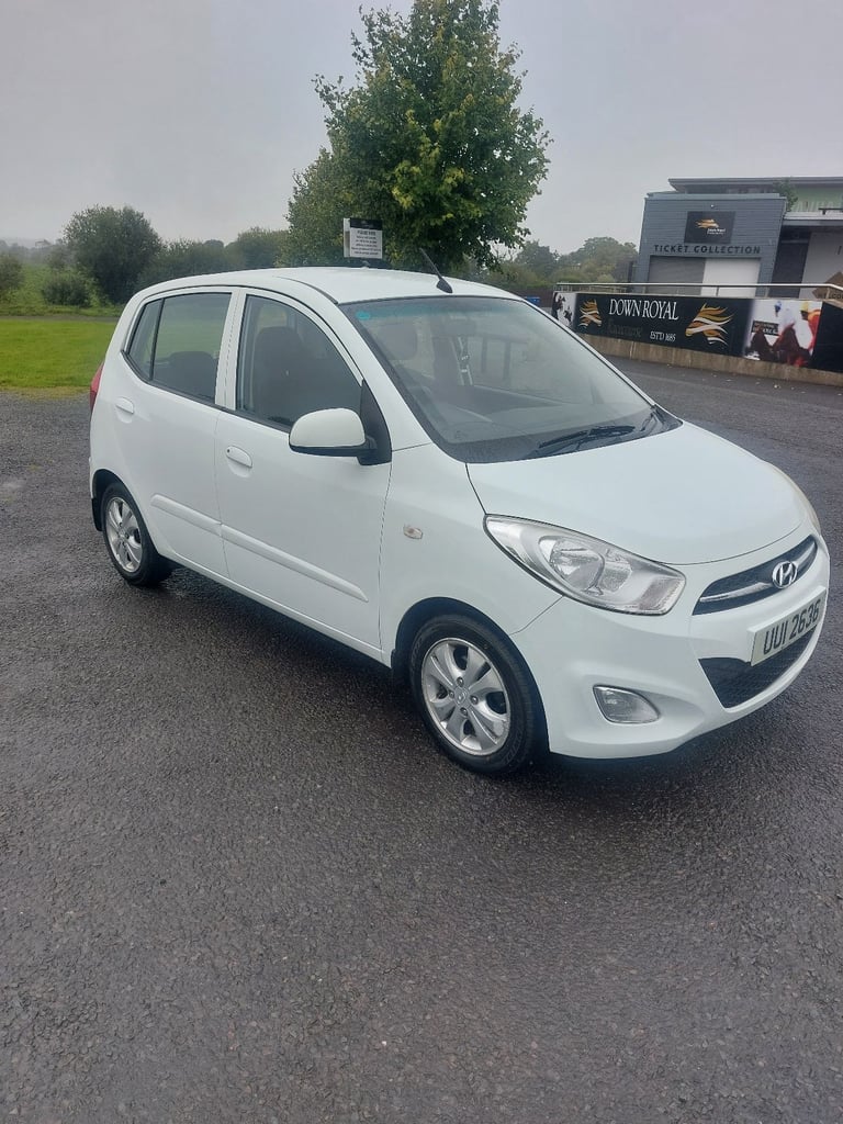 2013 HYUNDAI I10. FULL MOT. 81K. £20 ROAD TAX. 3 MONTHS WARRANTY 