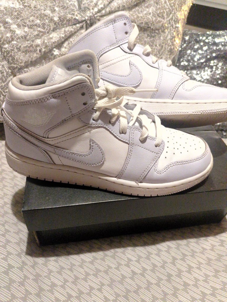 Nike Jordan size UK 4, baby blue