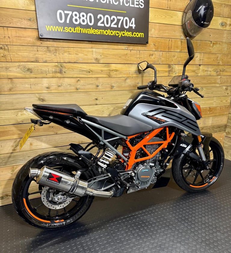 KTM 125 Duke / 2021 model / only 7.5k miles 