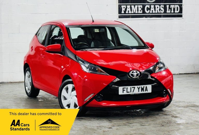 2017 Toyota AYGO 1.0 VVT-i x-play x-shift Euro 6 5dr HATCHBACK Petrol Automatic