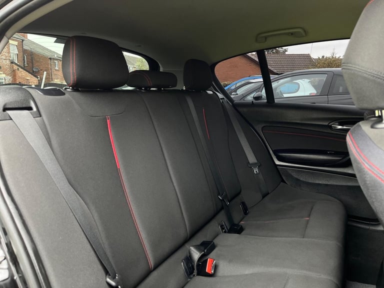  BMW 1 Series 2.0 118d Sport Hatchback 5dr Diesel Manual Euro 6 (s/s) (150 ps) Diesel Manual
