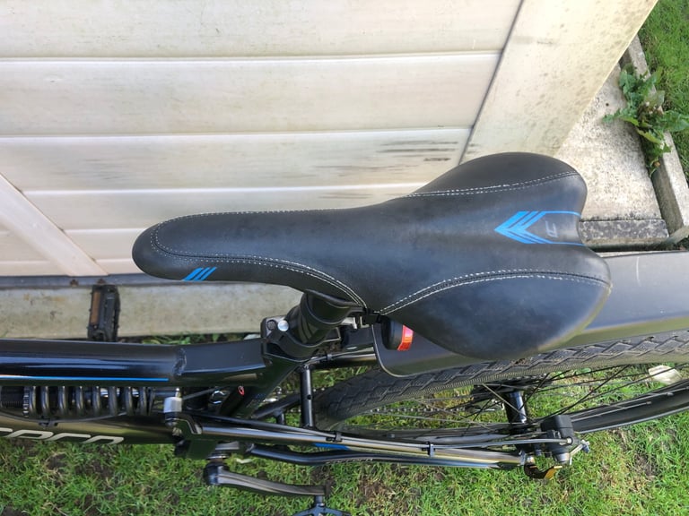 Carrera Titan adult bike 17” frame in good condition nr5 9