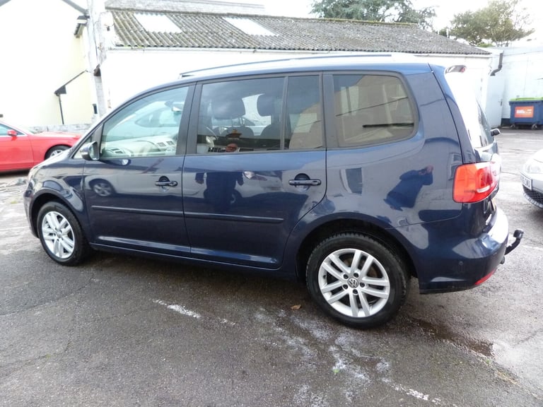 2015 Volkswagen Touran 1.6 TDI 105 BlueMotion Tech SE 5dr MPV Diesel Manual
