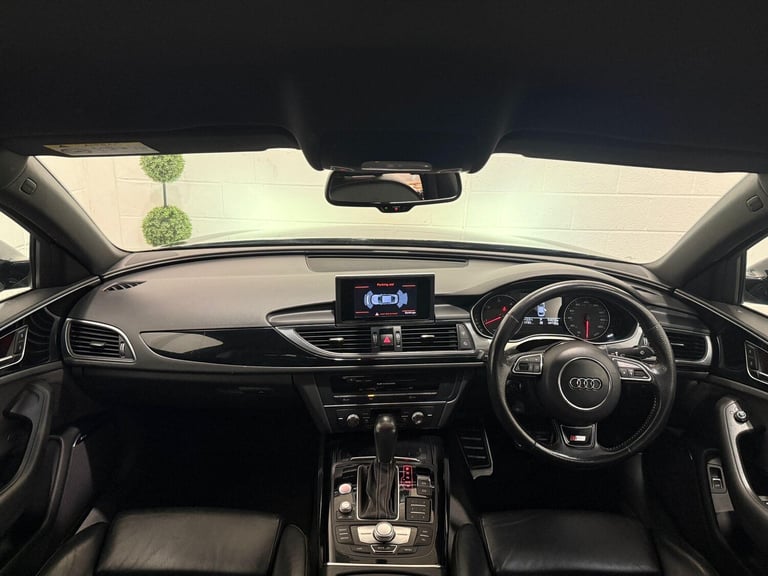 2016 Audi A6 Saloon 2.0 TDI ultra Black Edition S Tronic Euro 6 (s/s) 4dr SALOON Diesel Automatic